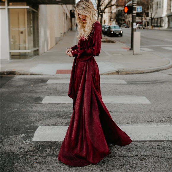 NWT 💥LAST ONE💥 Gorgeous Garnet Satin Maxi Dress - Picture 4 of 7